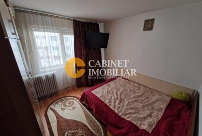 Apartament cu 3 camere semidecomandat, mobilat în Alexandru cel Bun - 2