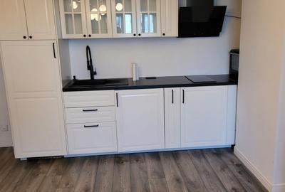 Apartament cu 3 camere decomandat, mobilat în Băneasa - 1