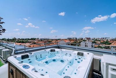 Penthouse 4 camere, ultracentral, Oradea. 800 000 E + TVA. Comision 0 - 24