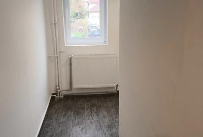 Garsoniera zona Nord, partial renovata, cu centrala termica - 4