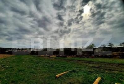 Teren de 382 mp, în Borhanci - 3