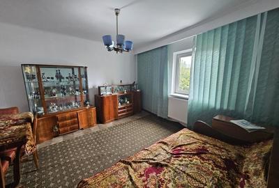 Apartament etaj casa cu teren 430 mp, N. Balcescu, stradal - 12