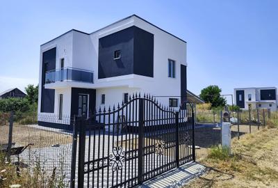 Casă individuală cu 4 camere în Joița