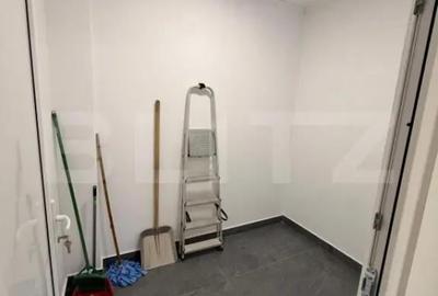 Spațiu comercial, de 245 mp, în Central - 6