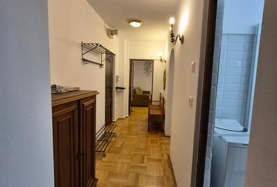 2 camere decomandat,et.4, Piata Victoriei, vis-a-vis America House - 13