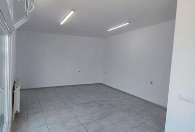 Spațiu comercial, de 40 mp, în Berceni - 1