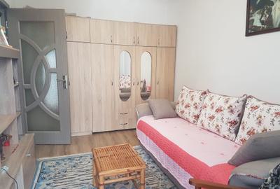 Apartament doua camere, decomandat, mobilat si utilat, sudic, liber, Piata Sud - 20