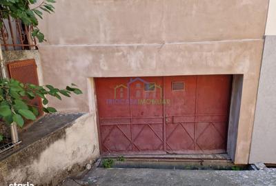 Casă cu 4 camere în Ungureni - 1