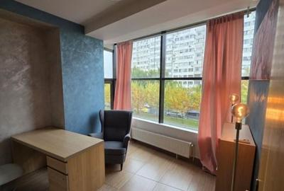 Birou, de 15 mp, în Mihai Bravu - 2