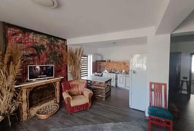 Casa de inchiriat sau Vanzare - 9
