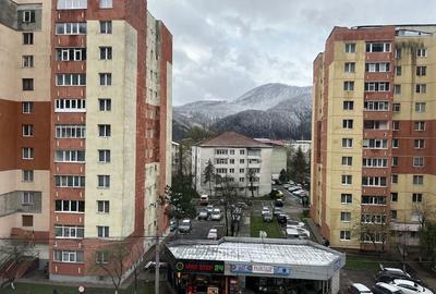 Apartament cu 4 camere decomandat în Central - 3