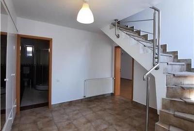 Casa cu 4 camere,105 mp, situata in cartierul Europa! - 17