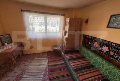 Casă cu 4 camere cu Teren 600 Mp în Central