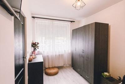 Apartament cu 2 camere semidecomandat, mobilat în Hipodrom 2 - 3