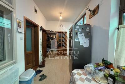 Apartament la curte comuna in zona Sagului, centrala termica - 8