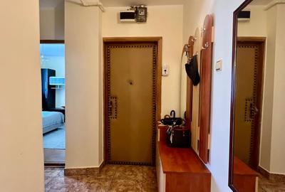 Apartament cu 4 camere decomandat, mobilat în Central - 3