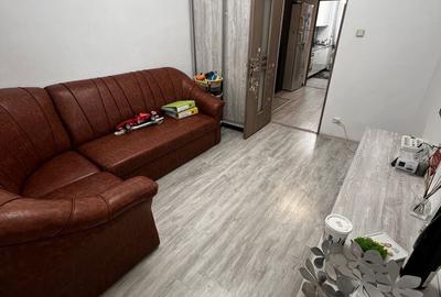 Apartament cu 3 camere decomandat în Central - 3