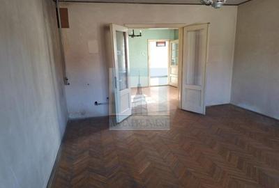 Casa singur in curte - zona Sacele - 14