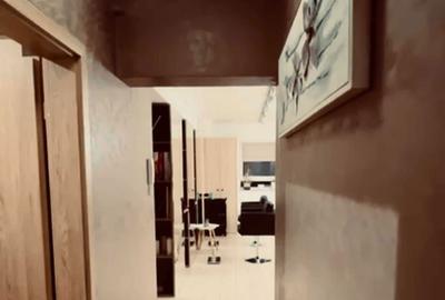 Spațiu comercial, de 162 mp, în Central - 7