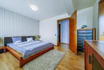 Vand apartament 3 camere amenajat - 8