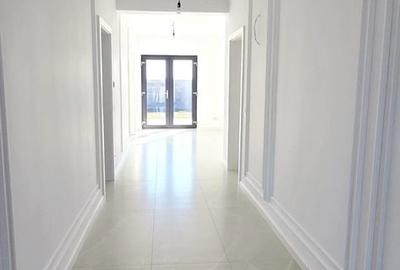 Casă cu 4 camere cu Teren 455 Mp în Vladimirescu - 1