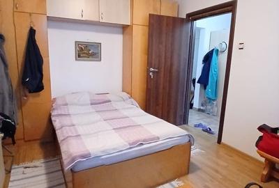 Apartament cu 4 camere decomandat în Rahova - 1