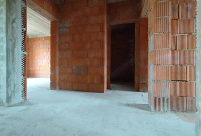 Casă cu 5 camere cu Teren 405 Mp în Oncea - 8