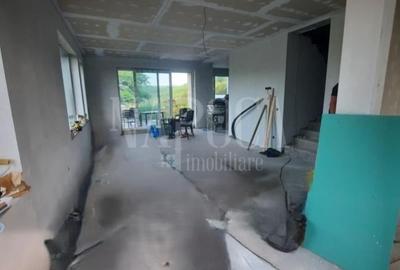 Casa 5 camere de vanzare in Salicea - 4