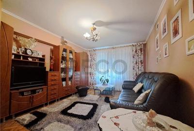 RECO Apartament cu trei camere decomandat - 16