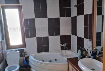 Casă cu 7 camere cu Canalizare în Cazasu - 3