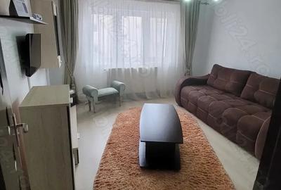 Garsonieră decomandată în Petros - 5