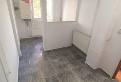 !!! 2 Camere ..confort 1,,et 2 ...bloc izolat cu Centrala - 2