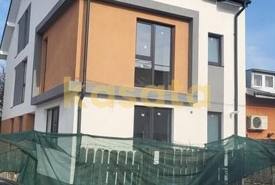 Casă individuală cu 6 camere cu Canalizare în Bucureștii Noi - 12