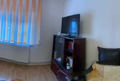 Garsonieră semidecomandată în Micro 14 - 1