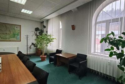 Spatiu office situat in Busteni-inchiriere - 9