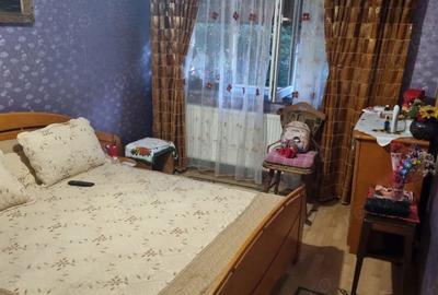 Apartament cu 2 camere decomandat în Calea București - 1