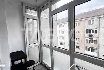 Apartament cu 4 camere decomandat, mobilat în Vasile Aaron - 10