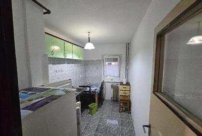 Garsonieră decomandată în Central - 4