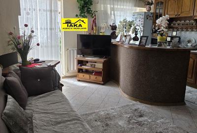 Apartament cu 4 camere decomandat în Traian - 1