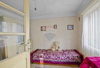 Casa de vanzare, pozitie excelenta, la intrare in Loc. Galsa - 10