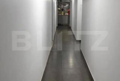 Spațiu comercial, de 639 mp, în P-ța Victoriei - 9