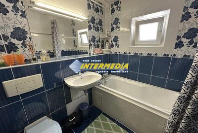 Vanzare Apartament 3 camere Decomandat 2 Bai balcon Mare parcare zona termopane izolat exterior Vanzare Apartament 3 camere Decomandat 2 Bai balcon Mare parcare zona termopane izolat exterior - 3