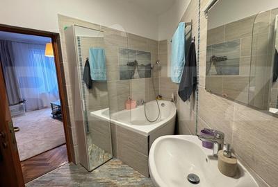 Apartament cu 4 camere, 150 mp, in Centrul Istoric al Brasovului - 11