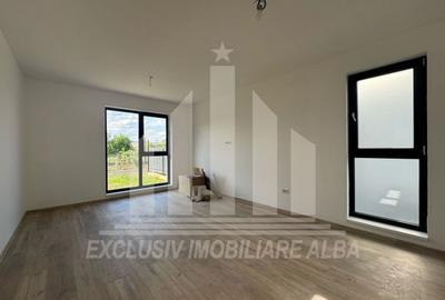 Casă individuală cu 4 camere cu Canalizare în Micești - 2