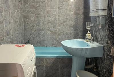 Garsonieră decomandată în Roman - 1