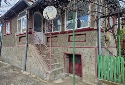 Casă individuală cu 5 camere cu Teren 1094 Mp în Valea Leurzii - 1