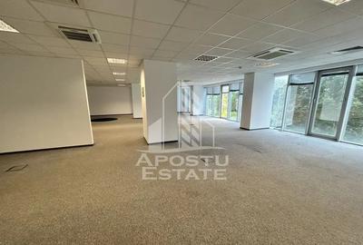 Spațiu comercial, de 192 mp, în Central