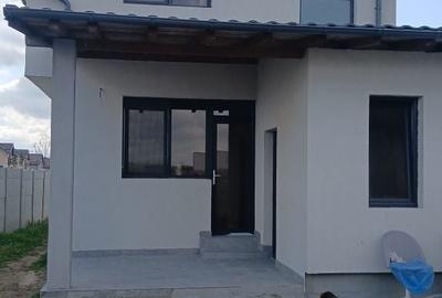 Casă cu 4 camere în Exterior Vest - 6