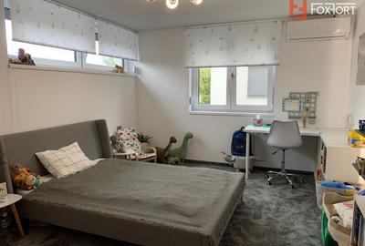 Duplex de vanzare cu 5 camere si 3 bai, zona Mehala - 7