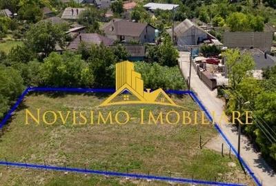 Teren Construcții intravilan de 600 mp, în Bucov